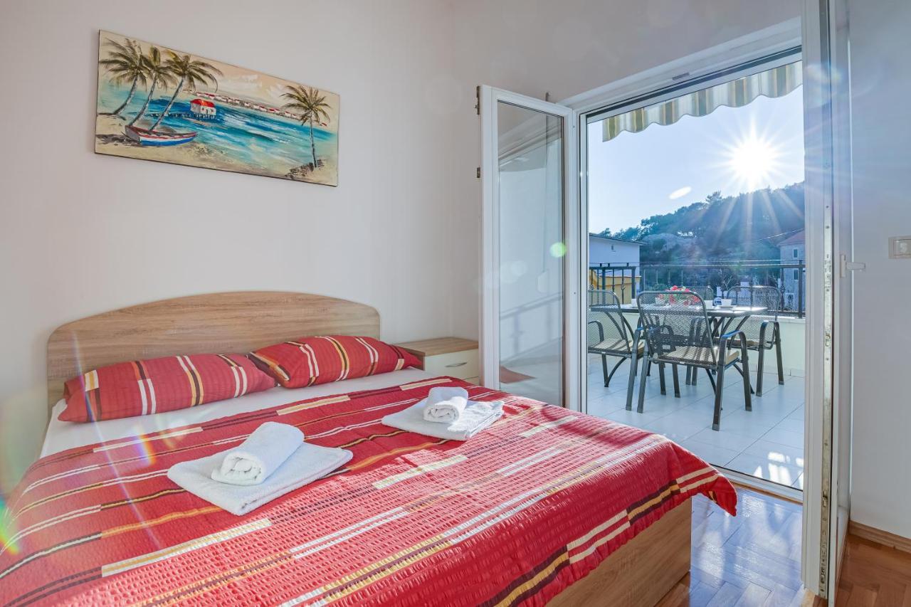 Adria Relax Apartment Krvavica